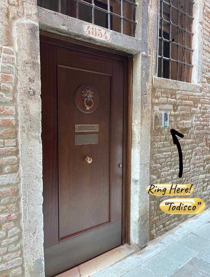 La Veneziana Boutique Rooms 2 Exterior photo